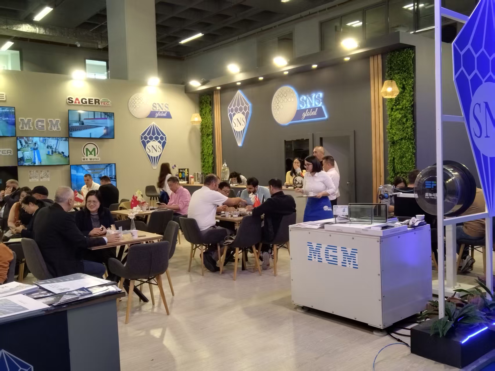 1764169474301320.jpg af72ae9f54ffe2f604f5f20019f10105.jpg